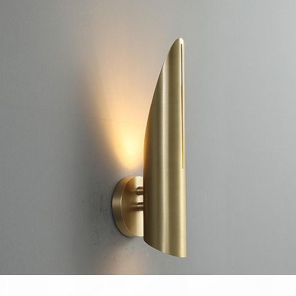 post-modern simple bedside lamp luxury living room corridor aisle background wall full copper decoration interior wall lamp
post-modern simple bedside lamp luxury living room corridor aisle background wall full copper decoration interior wall lamp