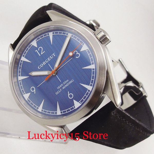simple new blue dial men's watch sapphire glass automatic movement self winding wristwatch bracelet clasp, Slivery;brown
simple new blue dial men's watch sapphire glass automatic movement self winding wristwatch bracelet clasp, Slivery;brown