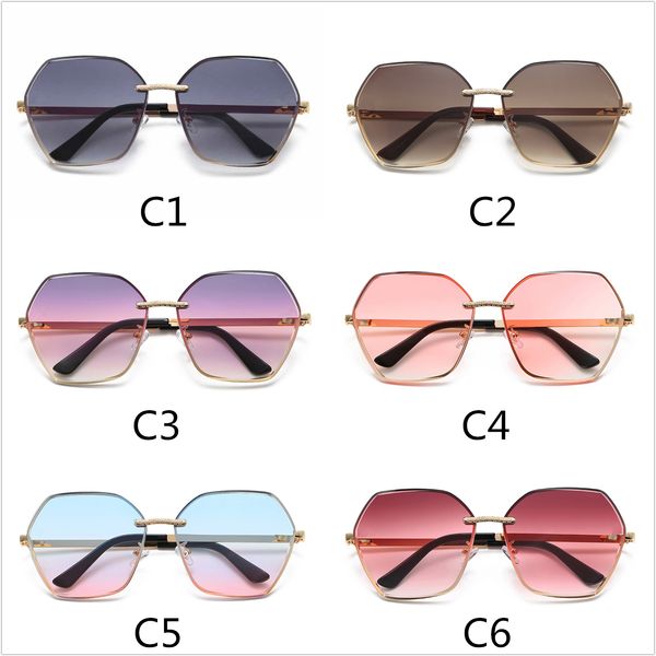 fashion new metal frame sunglasses classic rimless ladies glasses summer driving driver sun glasses gafas de sol v4568, White;black
fashion new metal frame sunglasses classic rimless ladies glasses summer driving driver sun glasses gafas de sol v4568, White;black