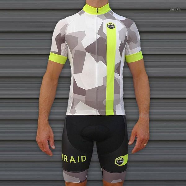 new pro cycling jersey team racing bike sportswear short sleeve bicycle clothing mtb wear cycle clothes men cycling sets summer1, Black;blue
new pro cycling jersey team racing bike sportswear short sleeve bicycle clothing mtb wear cycle clothes men cycling sets summer1, Black;blue