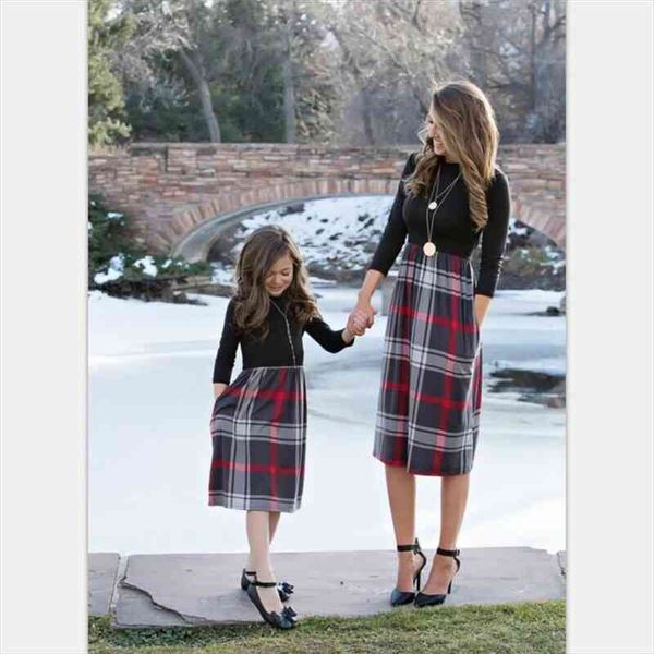 winter mother daughter clothes parent child dress women girl family plaid outfits, Black;gray
winter mother daughter clothes parent child dress women girl family plaid outfits, Black;gray