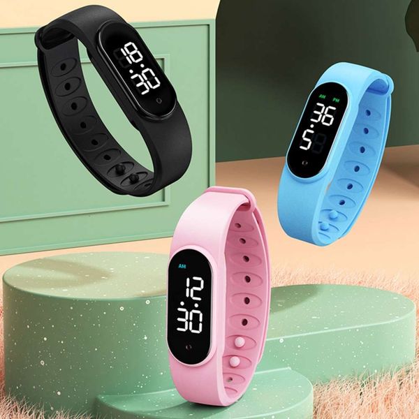 children's temperature wristband, intelligent waterproof wristband device, with alarm, reminder, countdown, step counter
children's temperature wristband, intelligent waterproof wristband device, with alarm, reminder, countdown, step counter
