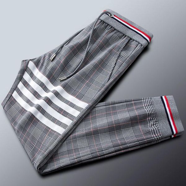 men's pants 2021 light luxury beam feet yarn-dyed plaid sports casual spring and summer slim four-bar guard, Black
men's pants 2021 light luxury beam feet yarn-dyed plaid sports casual spring and summer slim four-bar guard, Black