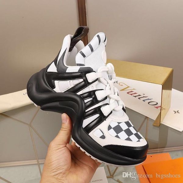 2020 triple s fashion designer luxury shoes men women clear sole neon green black white red mens trainers platform sneakers
2020 triple s fashion designer luxury shoes men women clear sole neon green black white red mens trainers platform sneakers