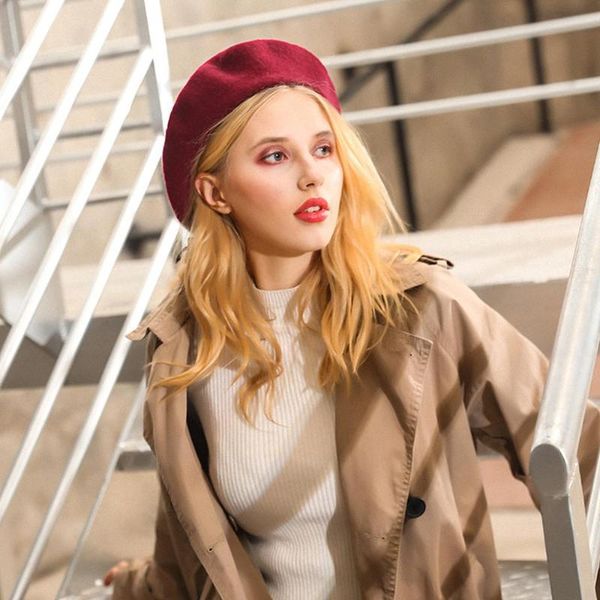 berets female hat for winter and autumn wool multiple color simple fashion painter cap women hats, Blue;gray
berets female hat for winter and autumn wool multiple color simple fashion painter cap women hats, Blue;gray