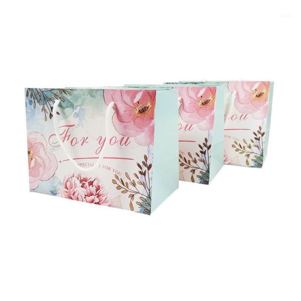 10 pcs/lot 23x17cm small gift bag with handles decoration paper gift bag for jewelry birthday decoration event party supplies1
10 pcs/lot 23x17cm small gift bag with handles decoration paper gift bag for jewelry birthday decoration event party supplies1