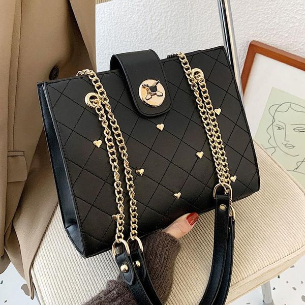 cross body large capacity bag women's single shoulder portable messenger tote 2021 chain casual
cross body large capacity bag women's single shoulder portable messenger tote 2021 chain casual