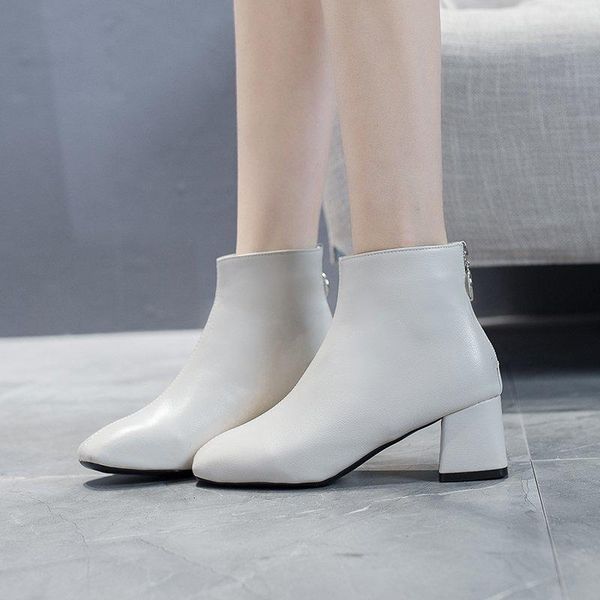 boots 2021 winter white leather women high heel warm plush ankle platform elegant khaki black suede
boots 2021 winter white leather women high heel warm plush ankle platform elegant khaki black suede