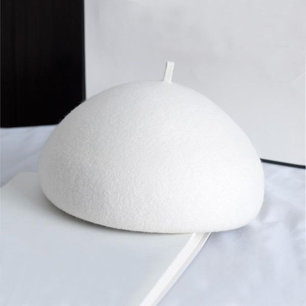 2020 100% wool felt winter beret solid warmer women beanies cap classical french style beret femme beanies cap ladies fascinator hat, Black;white
2020 100% wool felt winter beret solid warmer women beanies cap classical french style beret femme beanies cap ladies fascinator hat, Black;white