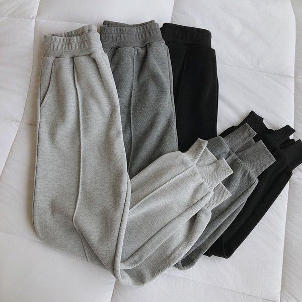 gray sports pants women's loose beam feet spring autumn korean-style thin student pants running casual harem pants, Black;white
gray sports pants women's loose beam feet spring autumn korean-style thin student pants running casual harem pants, Black;white