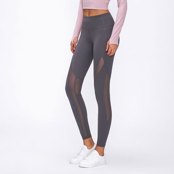 new stitched mesh yarn grinding yoga pants high waist hip speed dry breathable sports nine-point pants girl, Black 
new stitched mesh yarn grinding yoga pants high waist hip speed dry breathable sports nine-point pants girl, Black