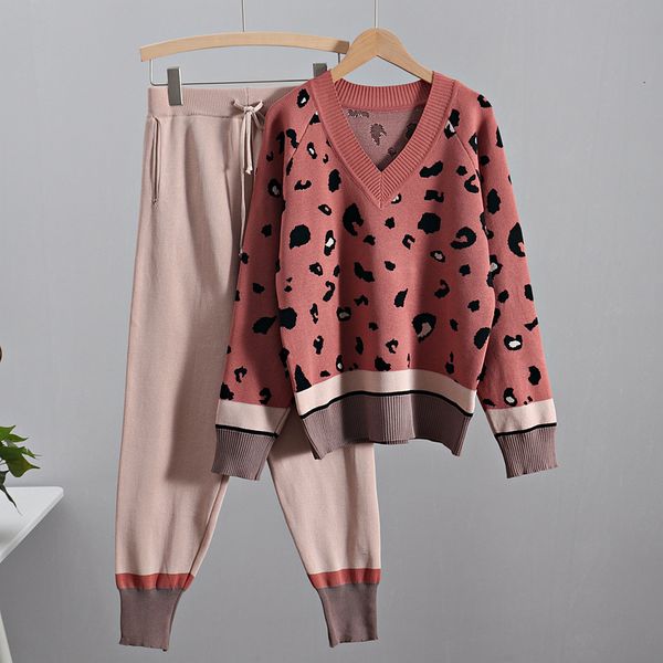 2021 new spring tracksuits 2 piece sets women costume v neck pullover sweater + knitted pencil pants suits golw, White;black
2021 new spring tracksuits 2 piece sets women costume v neck pullover sweater + knitted pencil pants suits golw, White;black