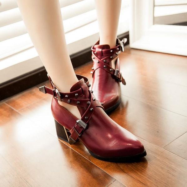 black studded leather ankle boots buckles low heeled high women boots zapatos mujer ladies shoes size 33-43
black studded leather ankle boots buckles low heeled high women boots zapatos mujer ladies shoes size 33-43