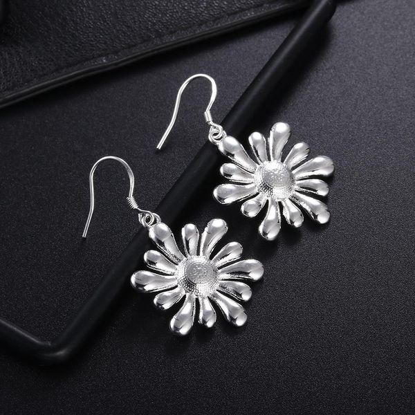 promotion cute lady retro women silver color flower earrings charms cute nice fashion classic jewelry charms wedding le023 h sqcjfe, Golden
promotion cute lady retro women silver color flower earrings charms cute nice fashion classic jewelry charms wedding le023 h sqcjfe, Golden