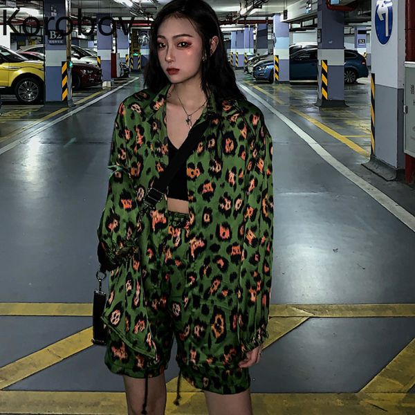 korobov harajuku high street leopard pattern women blouse and shorts two piece set korean green female tracksuits 78745 t200702, White
korobov harajuku high street leopard pattern women blouse and shorts two piece set korean green female tracksuits 78745 t200702, White