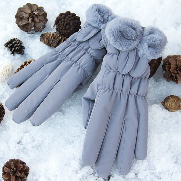 ovrv gloves female winter warm lovely plush student riding korean version windproof waterproof cold proof outdoor play snow driving
ovrv gloves female winter warm lovely plush student riding korean version windproof waterproof cold proof outdoor play snow driving