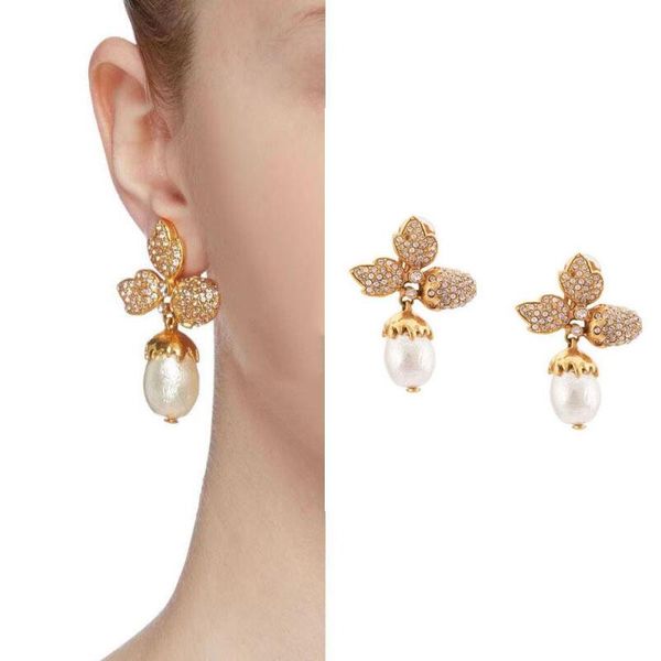 csxjd роскошный дизайн горный хрусталь натуральные жемчужные серьги старинные женские украшения, Silver
csxjd роскошный дизайн горный хрусталь натуральные жемчужные серьги старинные женские украшения, Silver