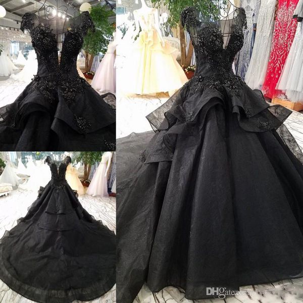 2021 new arrival luxury black wedding dresses gothic court vintage bridal gowns princess long train beaded cap sleeves wedding gowns, White
2021 new arrival luxury black wedding dresses gothic court vintage bridal gowns princess long train beaded cap sleeves wedding gowns, White