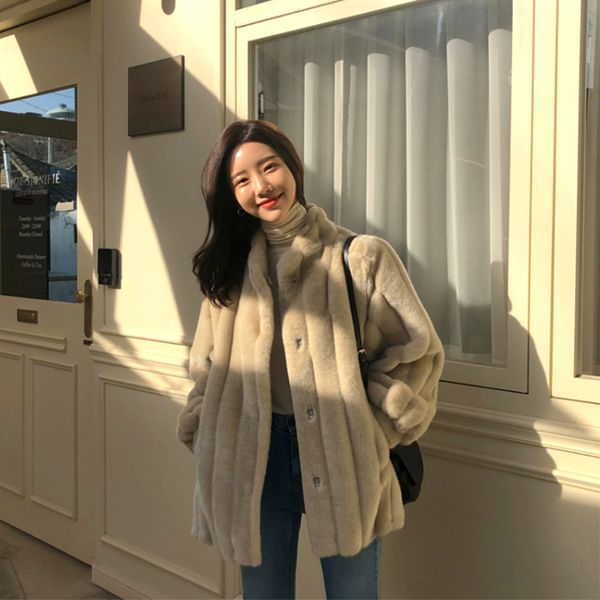 women faux fur coat autumn winter fluffy warm plush teddy jackets fashion long sleeve lapel fur coats overcoat ladies outerwear 201104, Black
women faux fur coat autumn winter fluffy warm plush teddy jackets fashion long sleeve lapel fur coats overcoat ladies outerwear 201104, Black