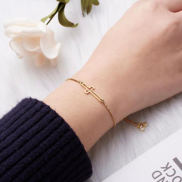 charm bracelets women's simple hollow cross pendant stainless steel chain link female bracelet for gift jewelry accessory, Golden;silver
charm bracelets women's simple hollow cross pendant stainless steel chain link female bracelet for gift jewelry accessory, Golden;silver