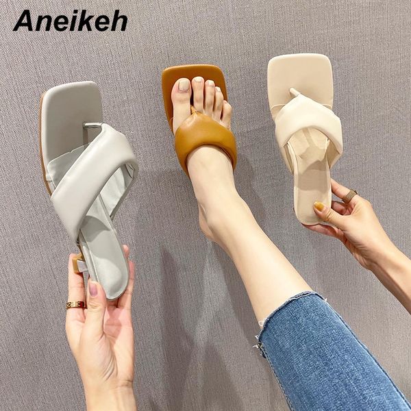 aneikeh 2021 women shoes high thin heels slippers fashion shallow pu flip flops solid outside concise leisure brown size 35-41 c0129, Black
aneikeh 2021 women shoes high thin heels slippers fashion shallow pu flip flops solid outside concise leisure brown size 35-41 c0129, Black