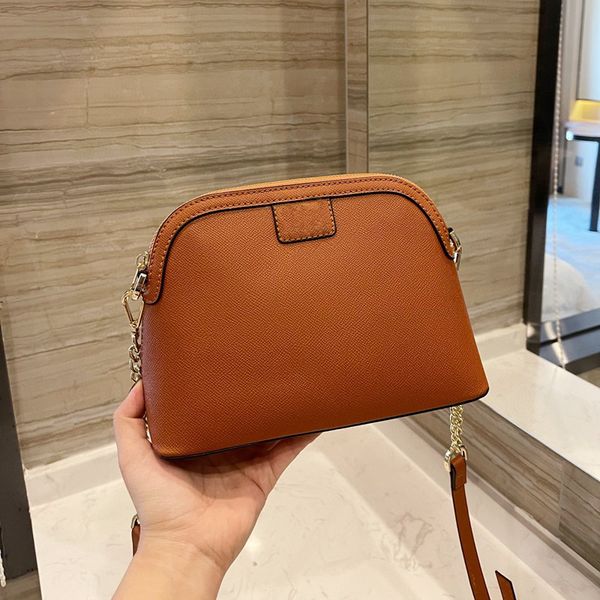 chain shell bag fashion shoulder luxury letter designer brand bags handbags women chains mobile phone bag wallet cross body metallic
chain shell bag fashion shoulder luxury letter designer brand bags handbags women chains mobile phone bag wallet cross body metallic