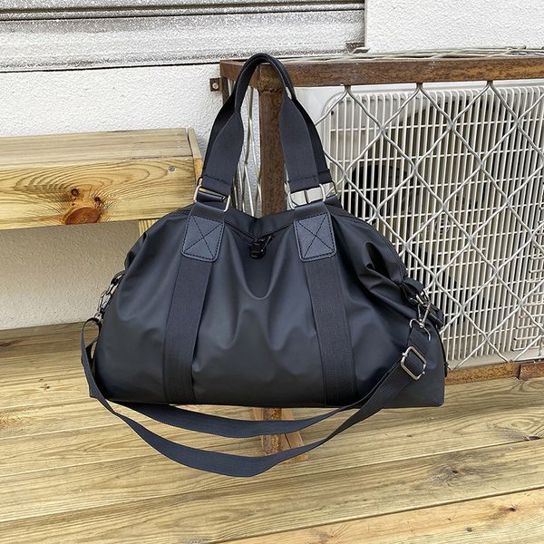 wanghong travel bag female portable large capacity light travel bag male sports fitness student luggage bag
wanghong travel bag female portable large capacity light travel bag male sports fitness student luggage bag