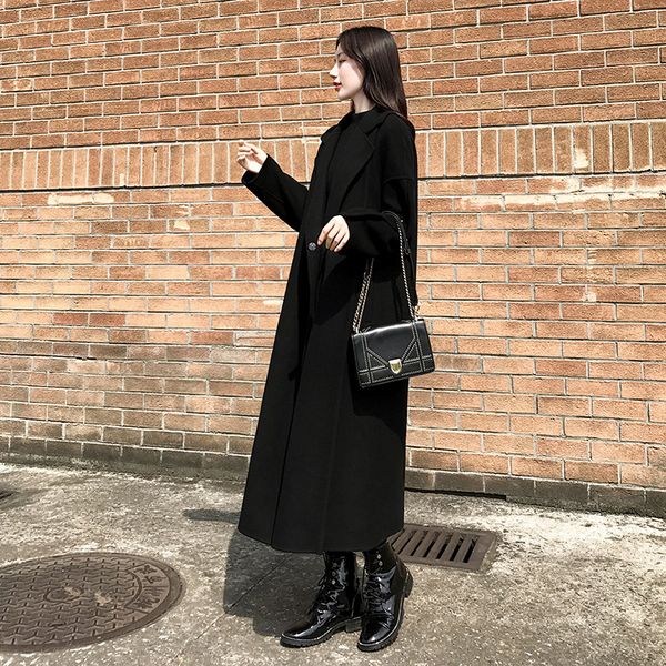 woollen women's middle and long style over the knee 2020 new winter korean loose large thin black woolen coat
woollen women's middle and long style over the knee 2020 new winter korean loose large thin black woolen coat