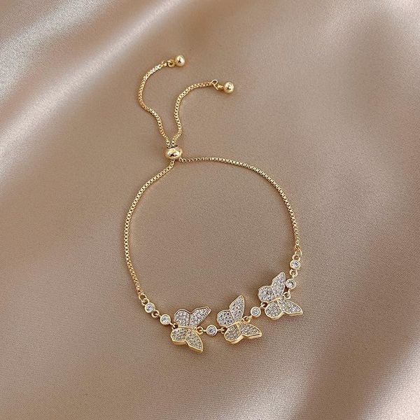 fashion jewelry exquisite copper inlaid zircon three butterfly bracelet stretch adjustable female fashion bracelet, Golden;silver
fashion jewelry exquisite copper inlaid zircon three butterfly bracelet stretch adjustable female fashion bracelet, Golden;silver