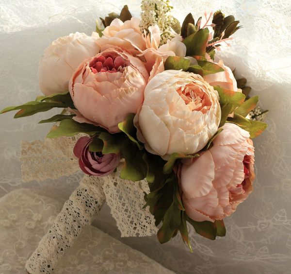 champagne handholder flower silk artificial flowers bridal bouquets home decoration peony wedding supplier bouquet sale
champagne handholder flower silk artificial flowers bridal bouquets home decoration peony wedding supplier bouquet sale