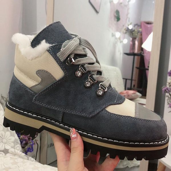 big size35-45 crystal cow suede cowhide wool boots lace up platform high shoes men warm fur sneakers comfort short bota lady, Black
big size35-45 crystal cow suede cowhide wool boots lace up platform high shoes men warm fur sneakers comfort short bota lady, Black