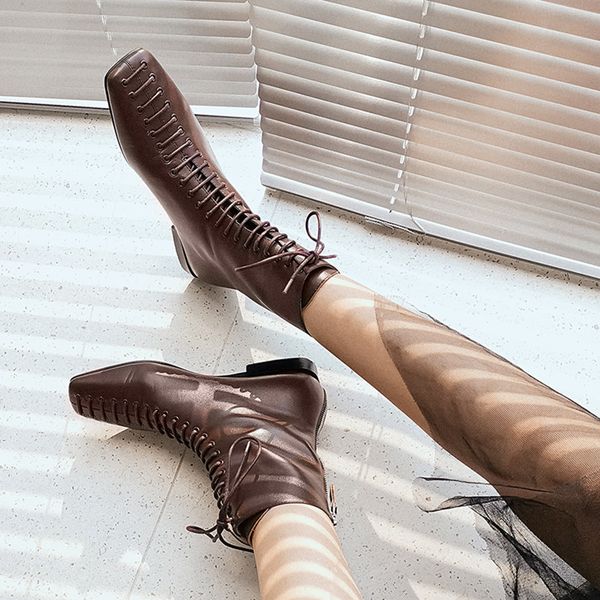 2020 female ankle leather 22-24.5 in europe america motorcycle boots spring and autumn fashion gn9d, Black
2020 female ankle leather 22-24.5 in europe america motorcycle boots spring and autumn fashion gn9d, Black