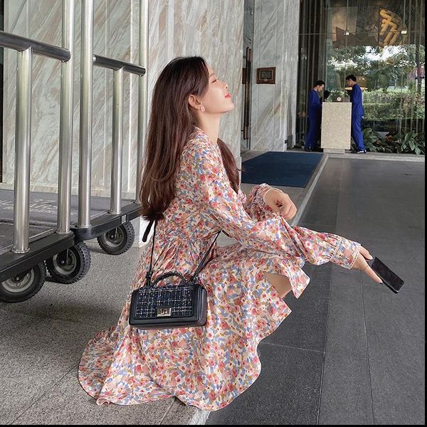 mishow 2021 spring new dresses women floral a line turn down collar high waist vintage female casual mini dress mx20a1981, Black;gray
mishow 2021 spring new dresses women floral a line turn down collar high waist vintage female casual mini dress mx20a1981, Black;gray