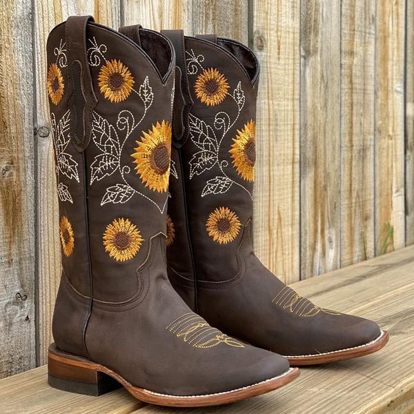 mkkhou fashion knee-length women's boots winter new embroidered ethnic style wedge heel long boots large size 34-461, Black
mkkhou fashion knee-length women's boots winter new embroidered ethnic style wedge heel long boots large size 34-461, Black