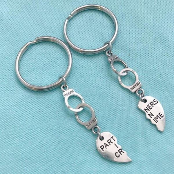 om bff partners in crime handcuff keychain vintage friend forever couple key chains ring for keys car bag key, Slivery;golden
om bff partners in crime handcuff keychain vintage friend forever couple key chains ring for keys car bag key, Slivery;golden