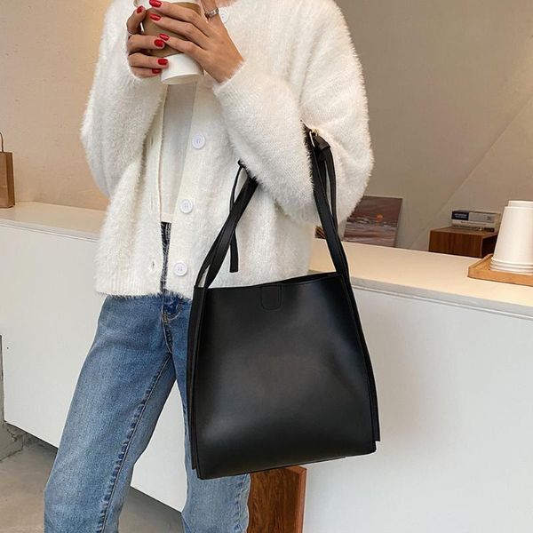 cross body youth ladies simple handle bags women solid color shoulder underarm bag fashion pu leather casual travel handbags totes 2021
cross body youth ladies simple handle bags women solid color shoulder underarm bag fashion pu leather casual travel handbags totes 2021