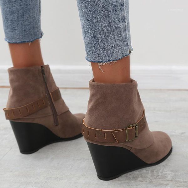2020 winter buckle ankel boots women punk female platform boots wedges high heels shoes for women botas mujer plus size 431, Black
2020 winter buckle ankel boots women punk female platform boots wedges high heels shoes for women botas mujer plus size 431, Black
