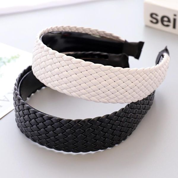 hair accessories 2021 christmas gift vintage pu leather braided bezel band women headband girls clips opaska do wlosow
hair accessories 2021 christmas gift vintage pu leather braided bezel band women headband girls clips opaska do wlosow