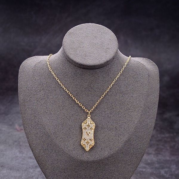 luxury designer jewelry women necklace gold pendant necklace four leafs flower pattern copper chains heart necklace for men fashion jewelry, Silver
luxury designer jewelry women necklace gold pendant necklace four leafs flower pattern copper chains heart necklace for men fashion jewelry, Silver