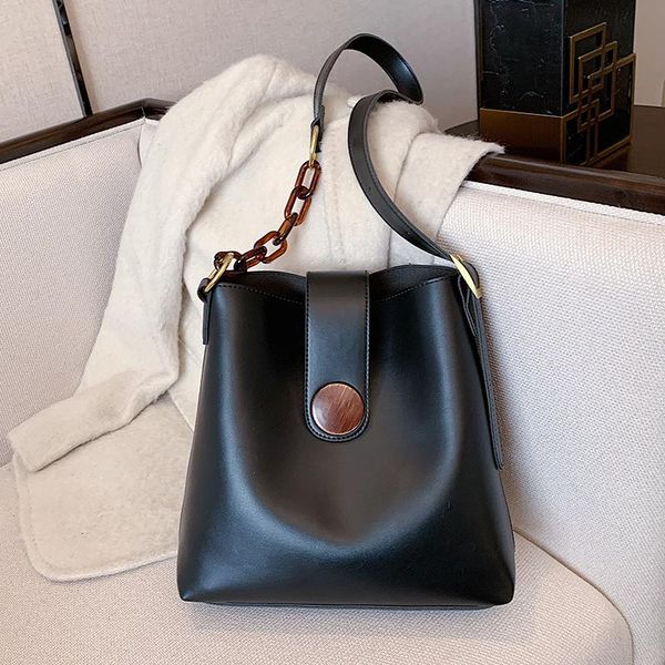cross body veryme crossbody bags for women 2021 leather strap bucket bag solid color shoulder handbags female travel ladies totes
cross body veryme crossbody bags for women 2021 leather strap bucket bag solid color shoulder handbags female travel ladies totes