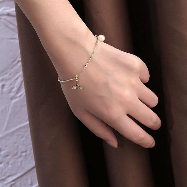 bangle temperament rhinestone mermaid tail pearl pendant jewelry simple fresh crystal fishtail bracelets for women gift, Black
bangle temperament rhinestone mermaid tail pearl pendant jewelry simple fresh crystal fishtail bracelets for women gift, Black