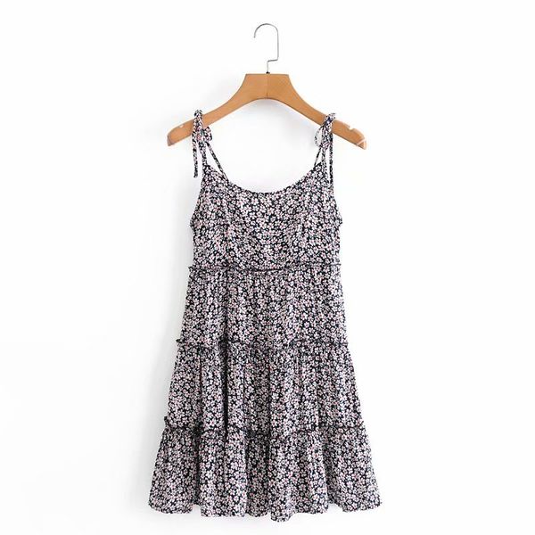 2021 new women patchwork strap dresses 2021 fashion ladies floral print vestidos streetwear female cascading ruffles dress fpvd, Black;gray
2021 new women patchwork strap dresses 2021 fashion ladies floral print vestidos streetwear female cascading ruffles dress fpvd, Black;gray