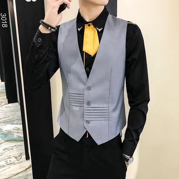 men's vests suit vest men 2021 fold design fashion sleeveless gilet korean slim fit business casual weddind man dress, Black;white
men's vests suit vest men 2021 fold design fashion sleeveless gilet korean slim fit business casual weddind man dress, Black;white