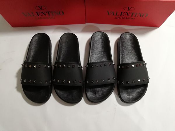 2020 wonen flip-flops sandals women sandals designer shoes slide summer fashion wide flat slippery with thick sandals slipper, Black
2020 wonen flip-flops sandals women sandals designer shoes slide summer fashion wide flat slippery with thick sandals slipper, Black