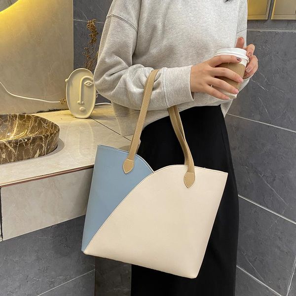 cross body women's bag 2021 fashion handbag versatile large capacity single shoulder lady tote
cross body women's bag 2021 fashion handbag versatile large capacity single shoulder lady tote