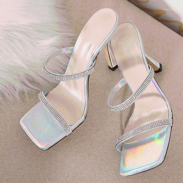 ltarta 2021 women spring and summer new rhinestone square toe mid-high heel sandals slippers jelly sandals zl-559-11, Black
ltarta 2021 women spring and summer new rhinestone square toe mid-high heel sandals slippers jelly sandals zl-559-11, Black