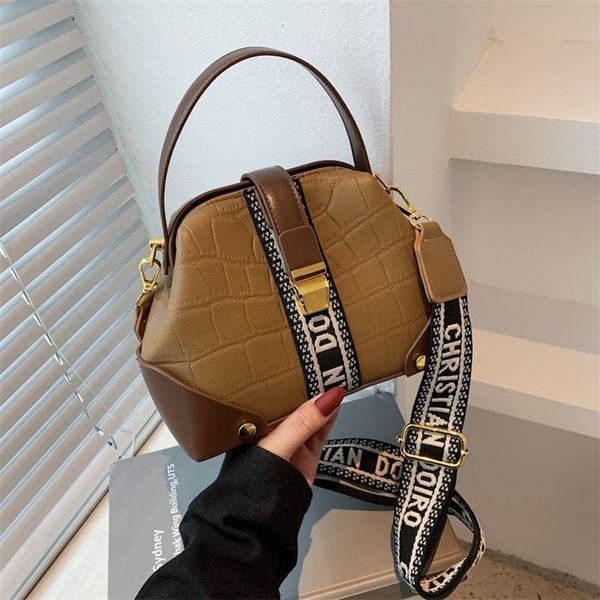 factory store shop 2022 simple leisure doctor bag fashion soft leather stone texture one shoulder messenger handbag women's bag b4qk
factory store shop 2022 simple leisure doctor bag fashion soft leather stone texture one shoulder messenger handbag women's bag b4qk