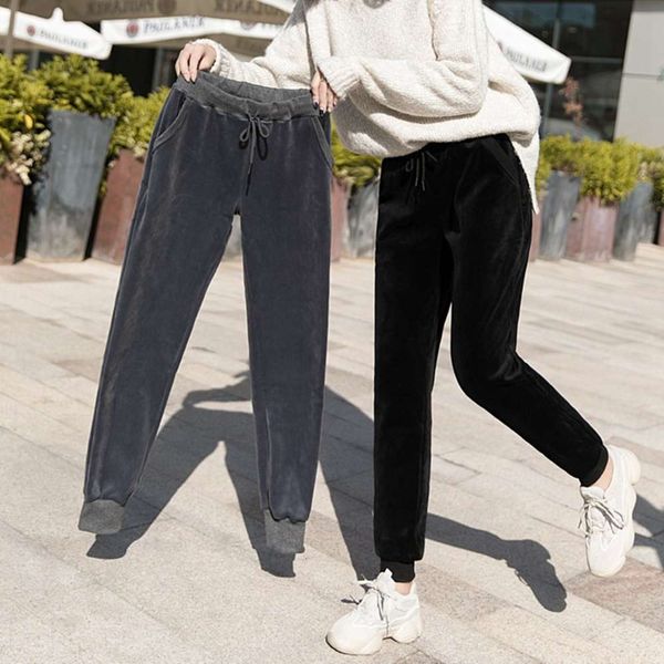 plush thickened sports women's gold loose autumn and winter students' double-sided veet toe guard leisure harem pants, Black;white
plush thickened sports women's gold loose autumn and winter students' double-sided veet toe guard leisure harem pants, Black;white