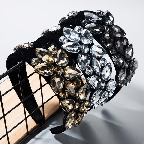hair accessories boutique solid color crystal wide headband for woman girls luxury glass velvet band
hair accessories boutique solid color crystal wide headband for woman girls luxury glass velvet band