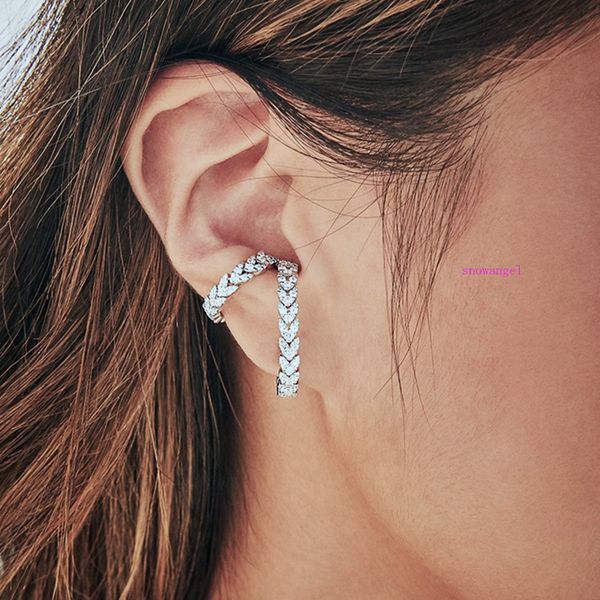 earbud clip cold wind ultra-triangle zircon earless ear clip single micro-zircon, Silver
earbud clip cold wind ultra-triangle zircon earless ear clip single micro-zircon, Silver
